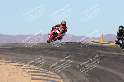 media/Jan-10-2025-CVMA Friday Practice (Fri) [[489e0da257]]/Group 4 and Trackday/Session 3 (Turns 9 and 10)/